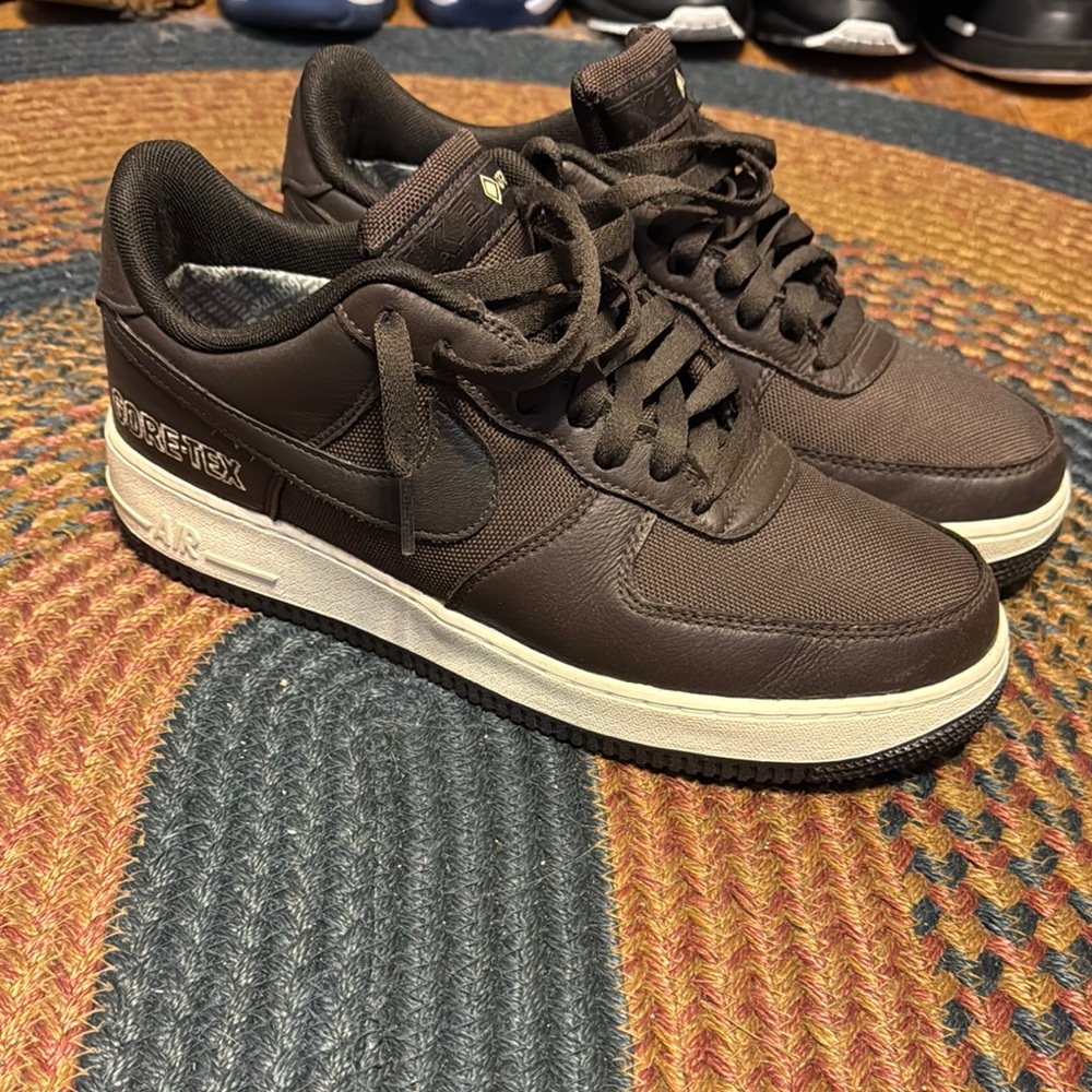 Nike Men's Brown Air Force 1 Shoes